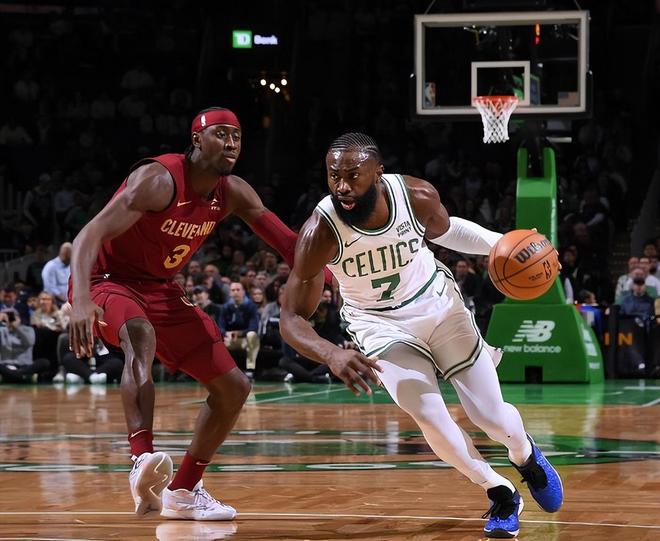 九游登录入口-包含关键时刻中超焦点战，奥兰多魔术防线松动，引发热议，团队化学反应显著的词条