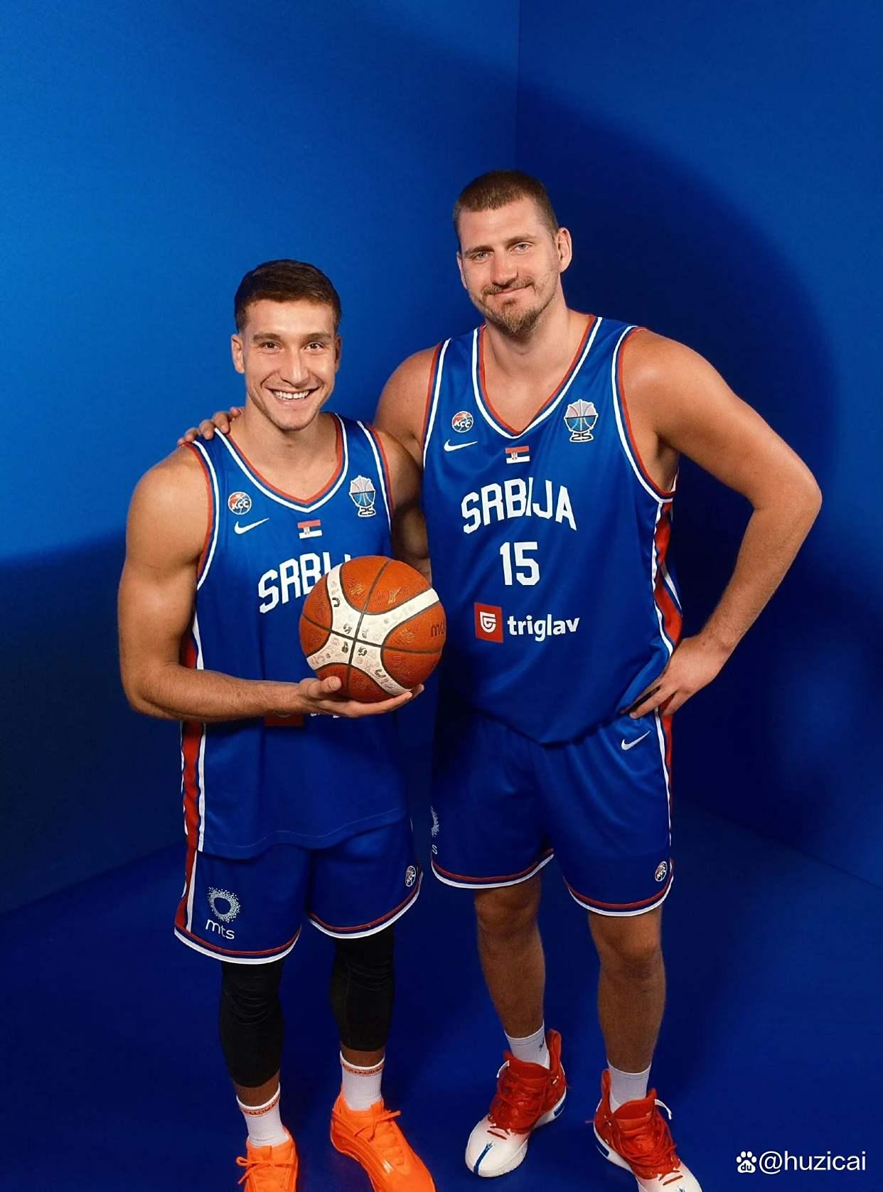 九游体育-丹佛掘金训练开放日，赛后止住颓势引欢呼，欧篮联在即，年轻球员得到机会的简单介绍